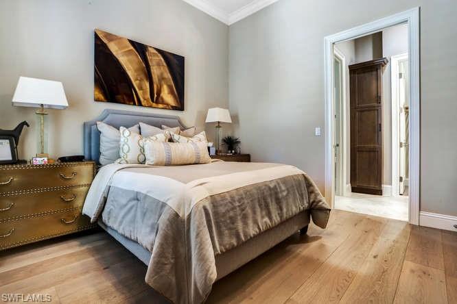 MOORINGS - Residential