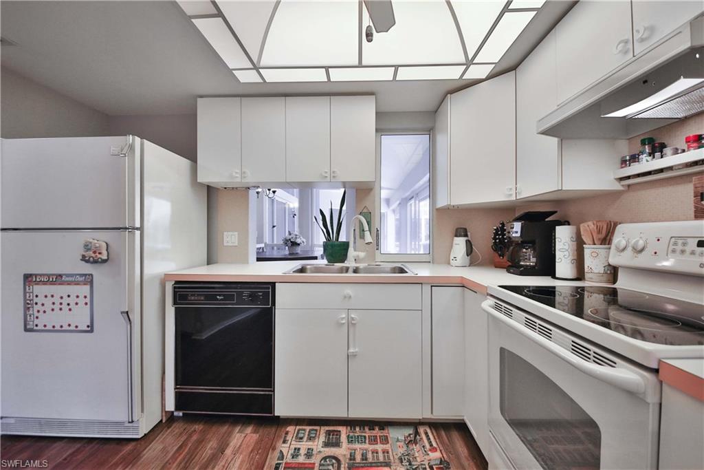 BONITA SPRINGS GOLF & COUNTRY CLUB - Residential