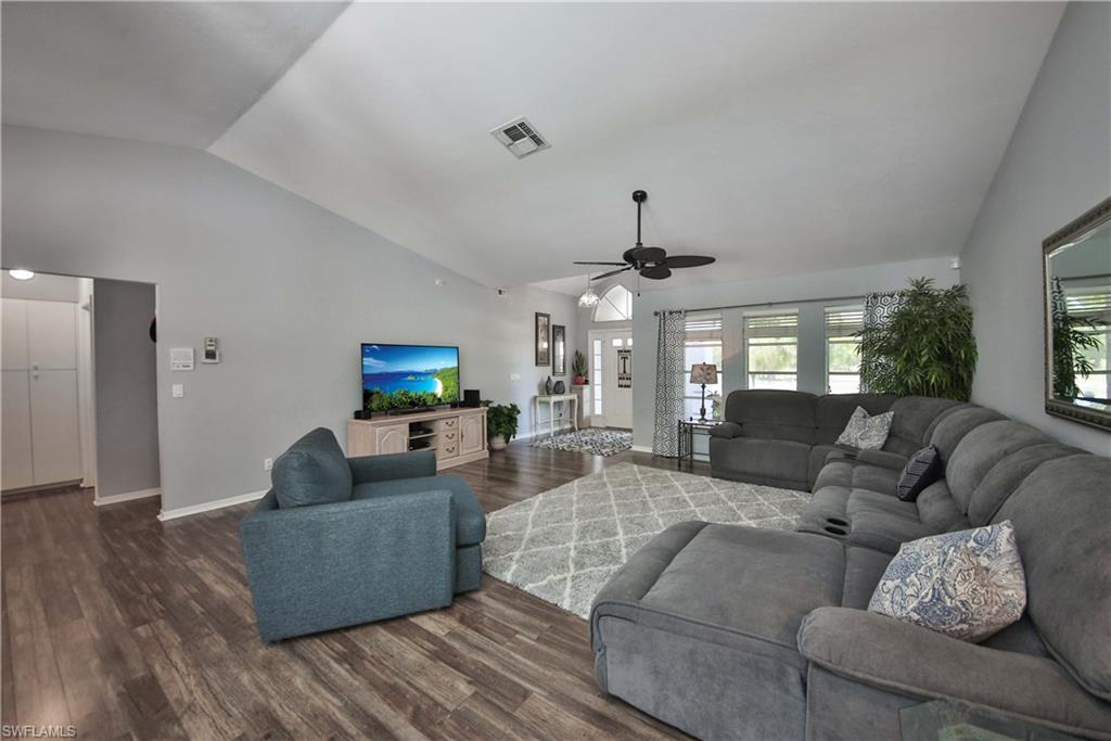 BONITA SPRINGS GOLF & COUNTRY CLUB - Residential