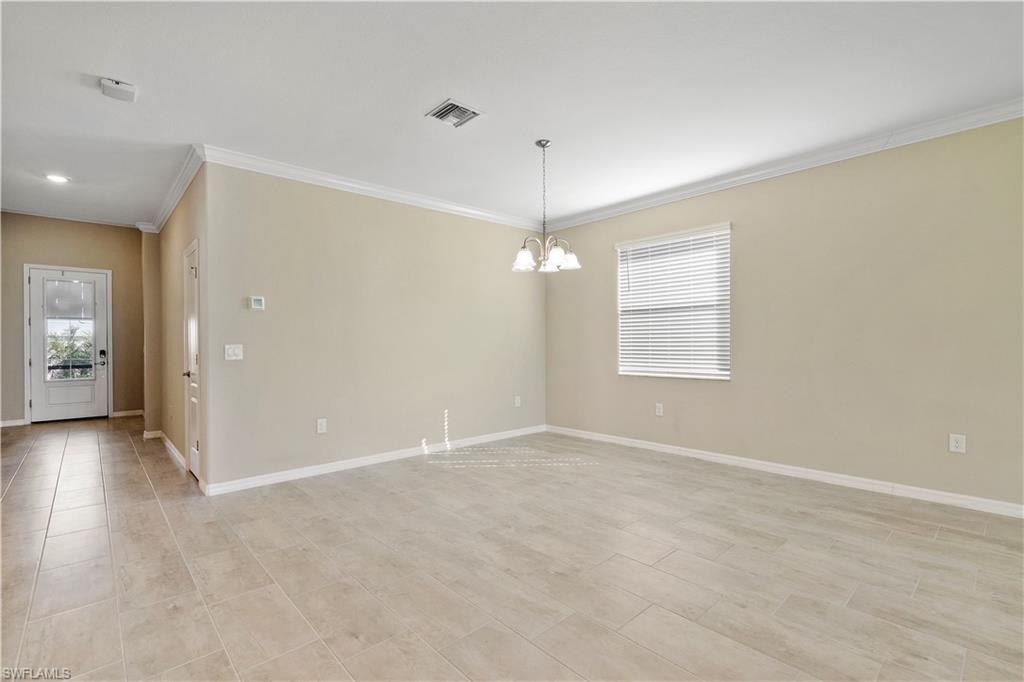 TRAILS EDGE - Residential Lease