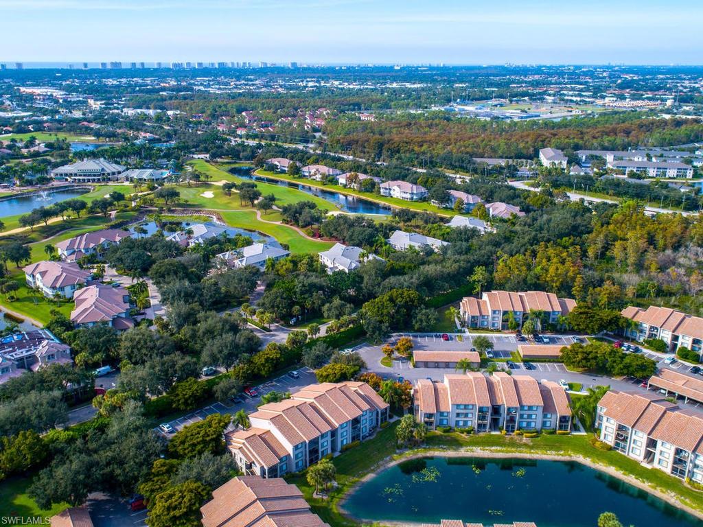 LANCASTER SQUARE - Residential