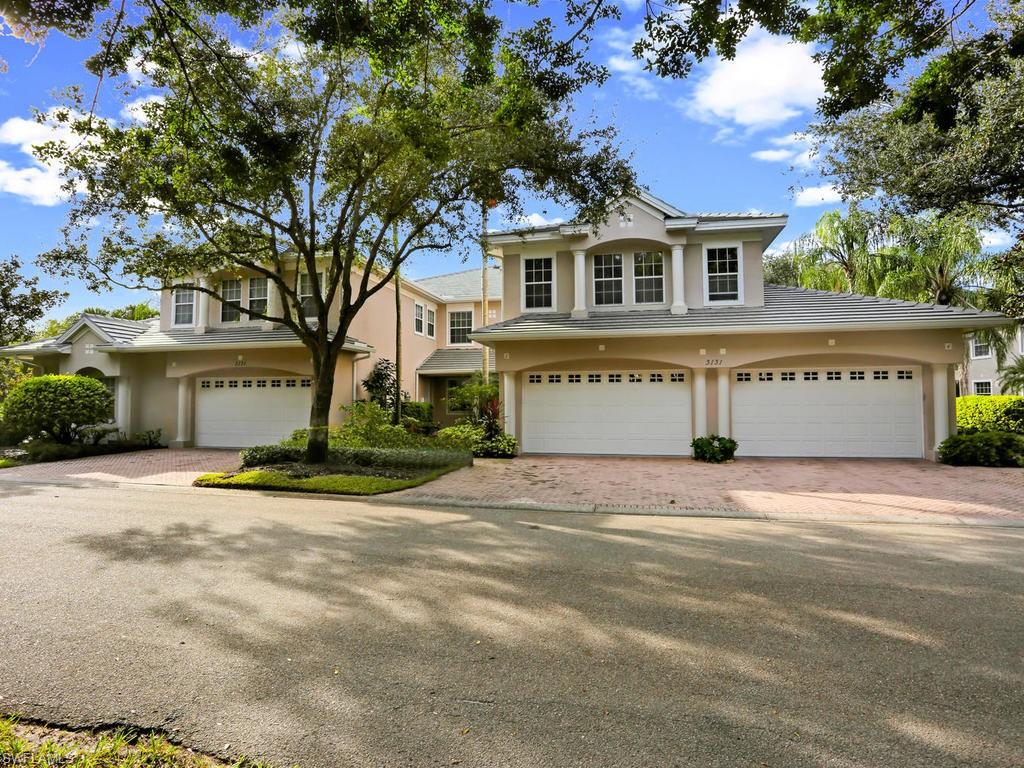 LANCASTER SQUARE - Residential