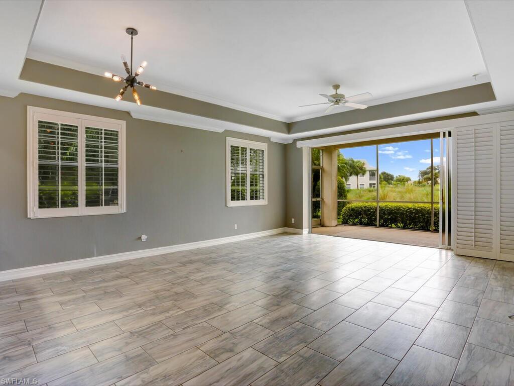 LANCASTER SQUARE - Residential