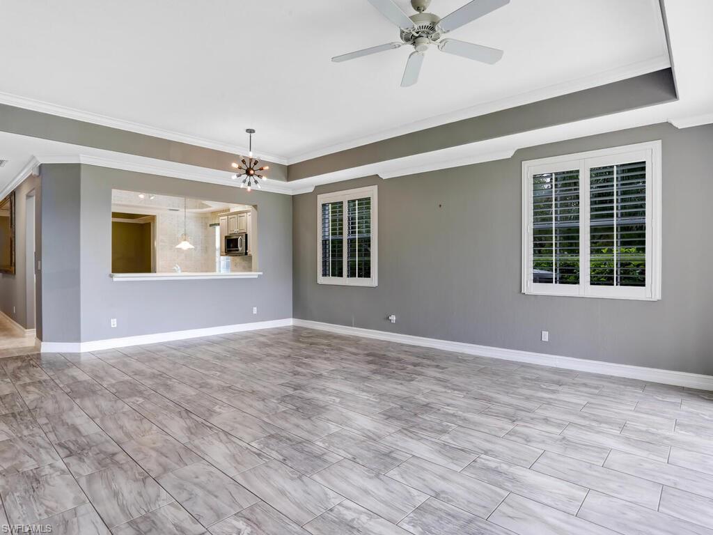 LANCASTER SQUARE - Residential