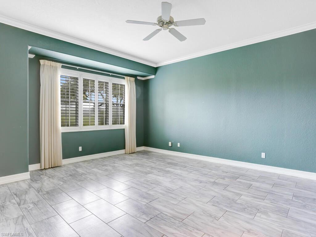 LANCASTER SQUARE - Residential