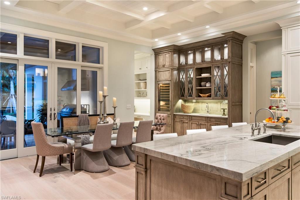 MOORINGS - Residential