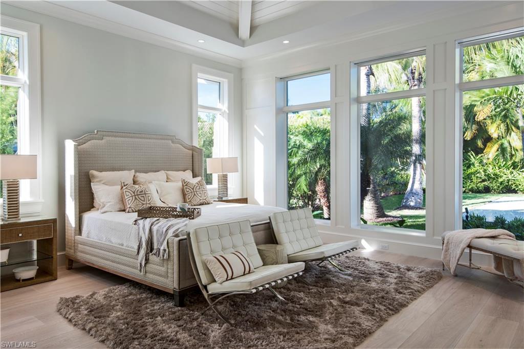 MOORINGS - Residential