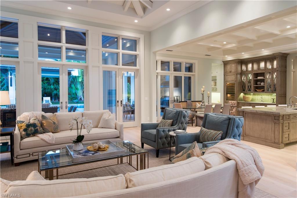 MOORINGS - Residential