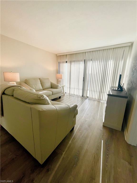 ANGLERS COVE - Residential