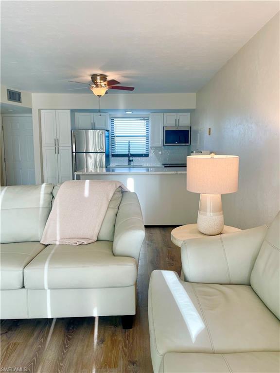 ANGLERS COVE - Residential