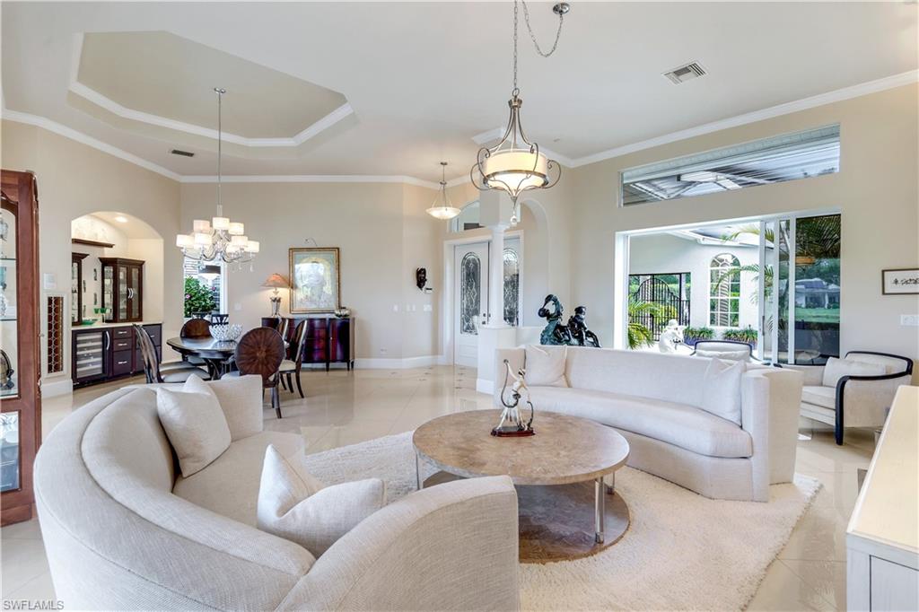 914 SPANISH MOSS TRL