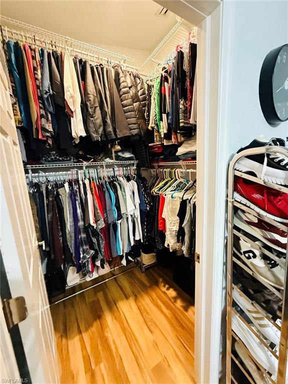 IMPERIAL HARBOR - Residential