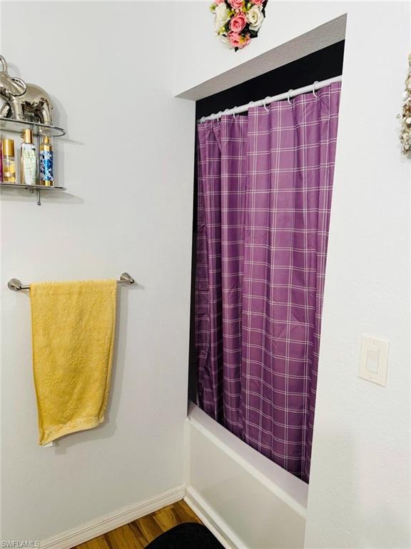 IMPERIAL HARBOR - Residential