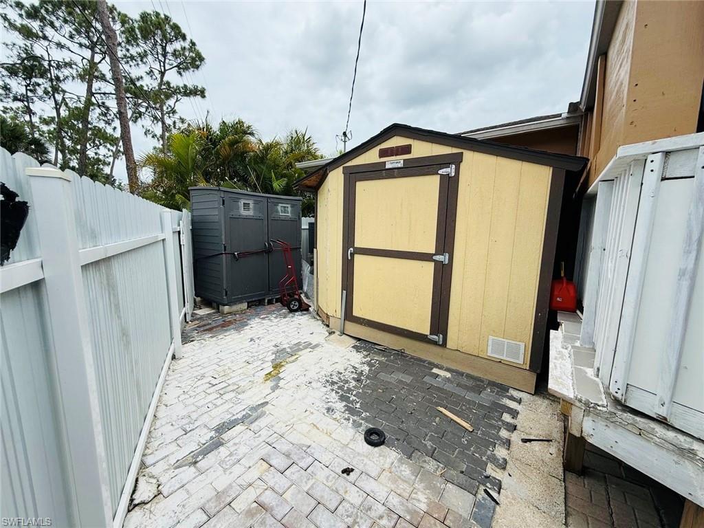 IMPERIAL HARBOR - Residential