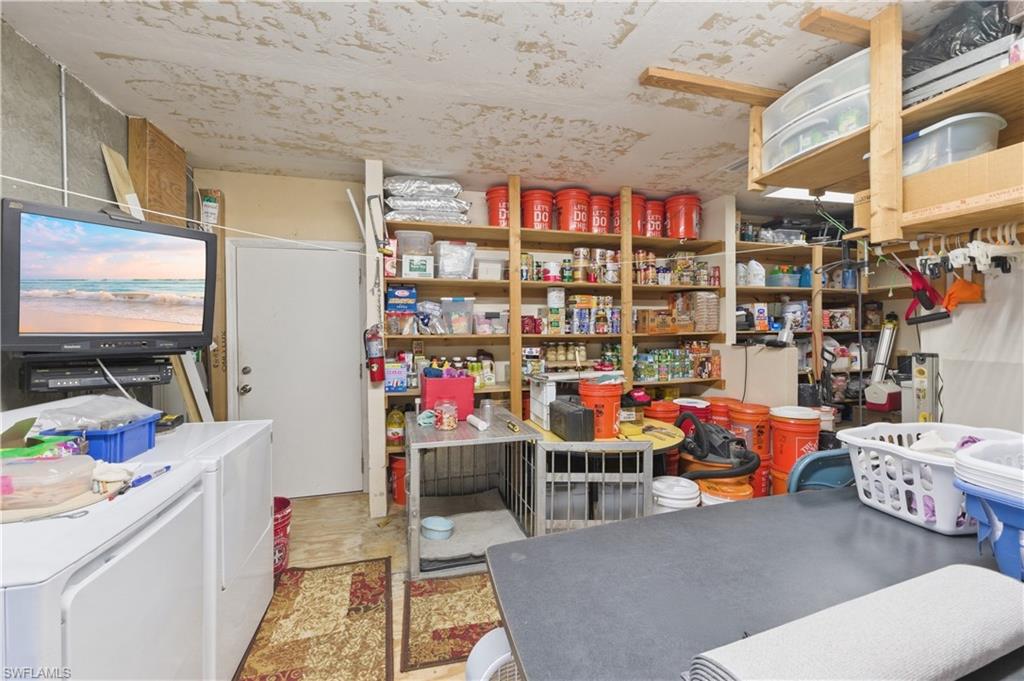 WESTERN ACRES - Residential