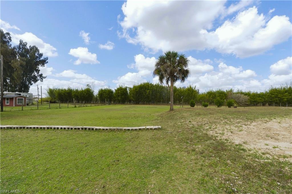 WESTERN ACRES - Residential