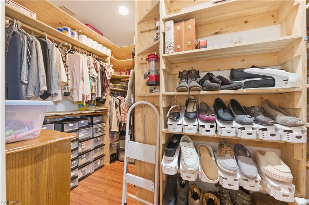 WESTERN ACRES - Residential