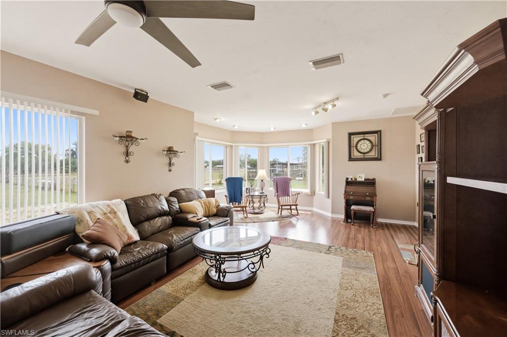 WESTERN ACRES - Residential