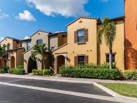 A home in NAPLES