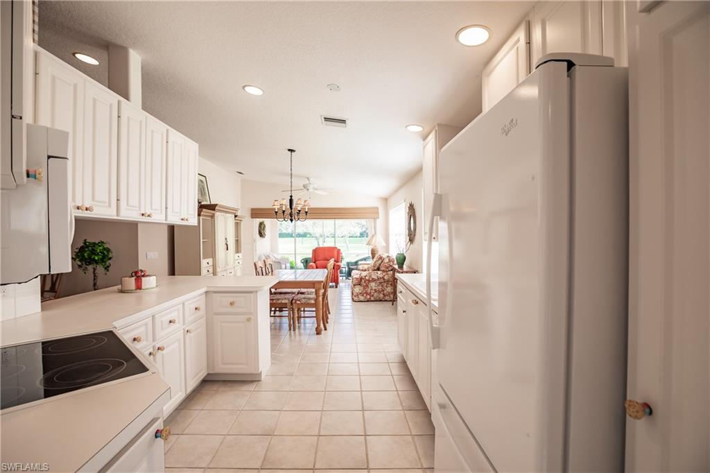 VILLAGE WALK - Residential