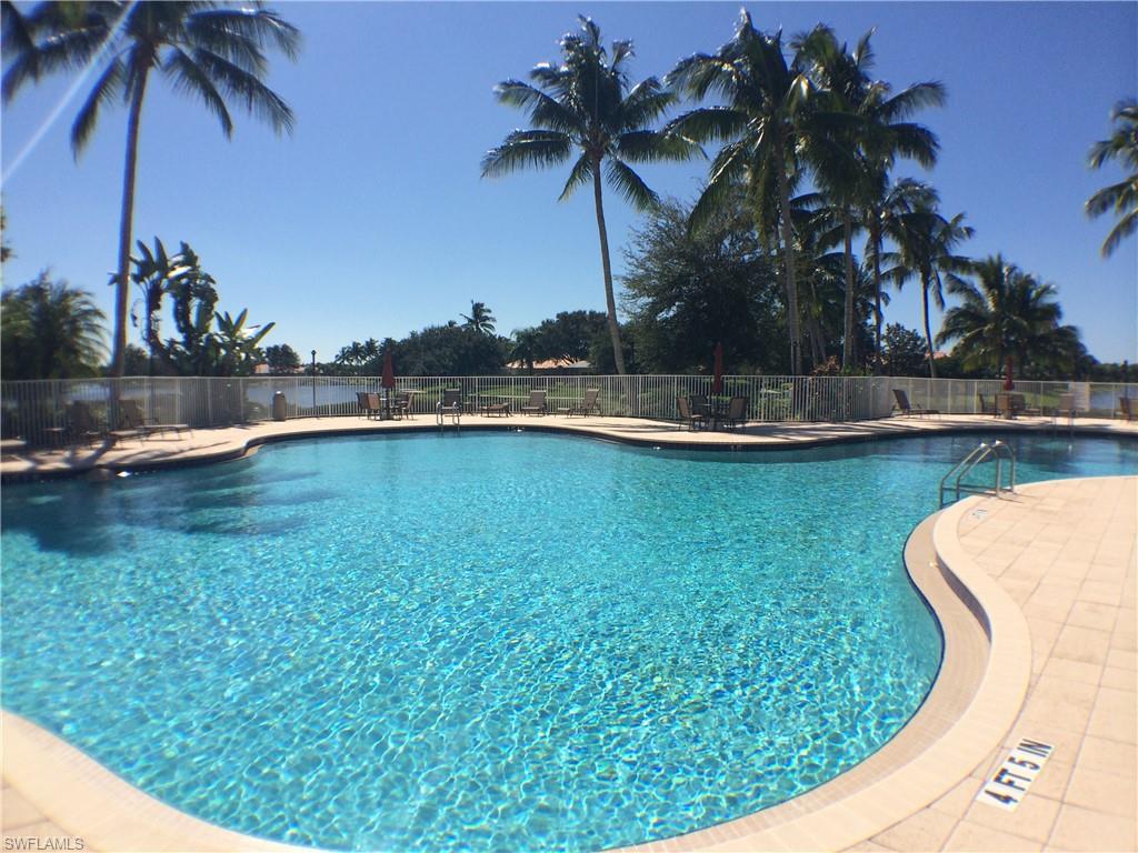 VILLAGE WALK - Residential