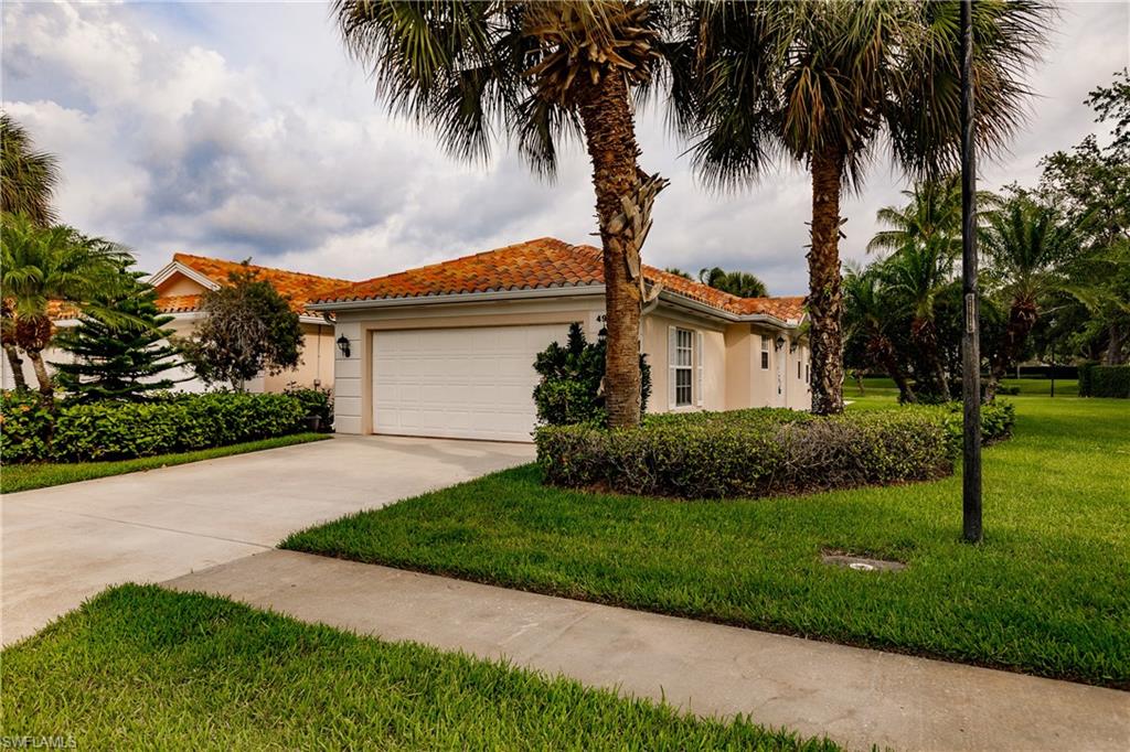 VILLAGE WALK - Residential