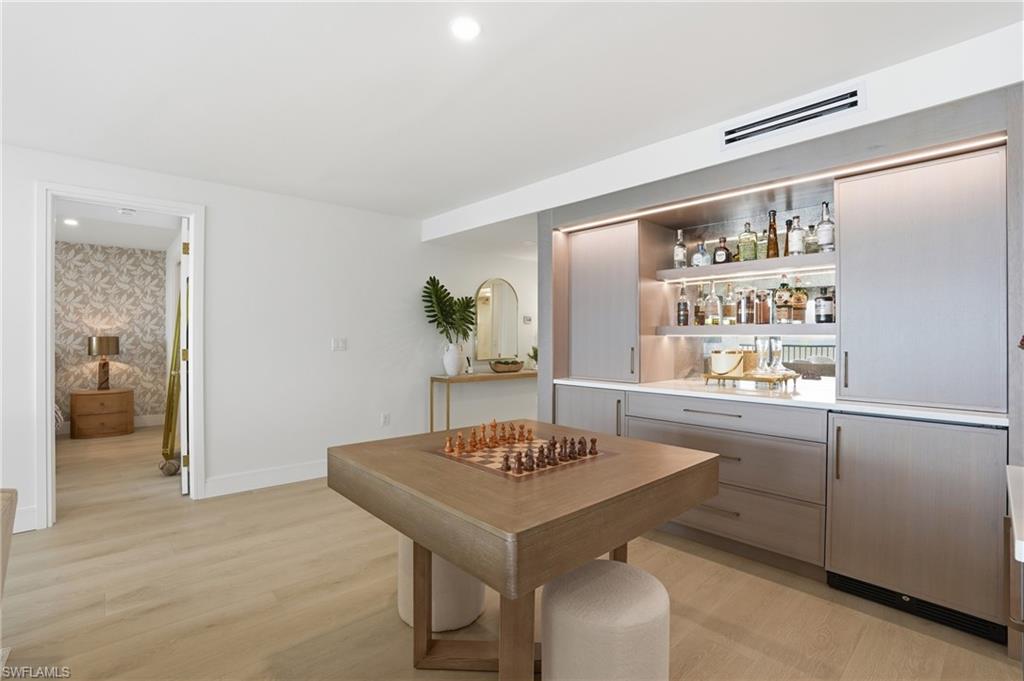 VANDERBILT GULFSIDE - Residential