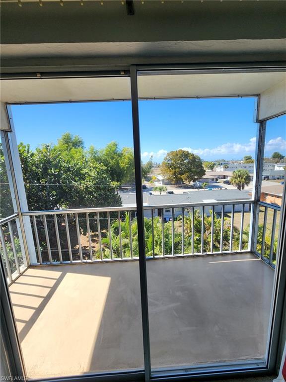 CAPEWAY CONDO - Residential