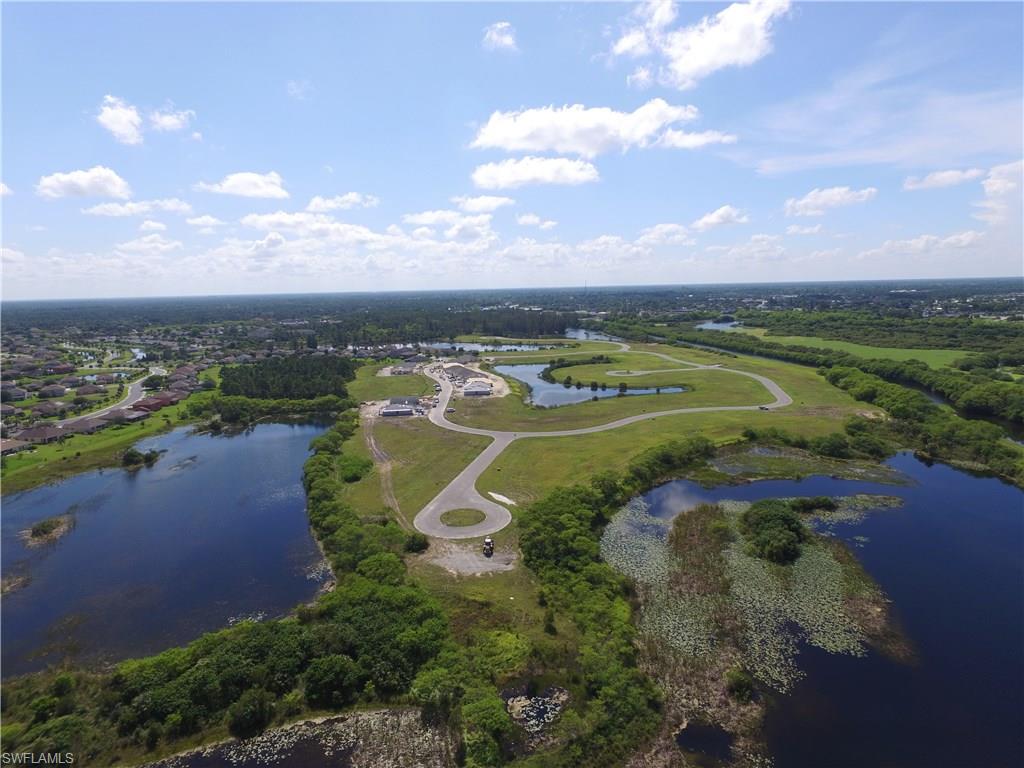 TOWN LAKES - Residential