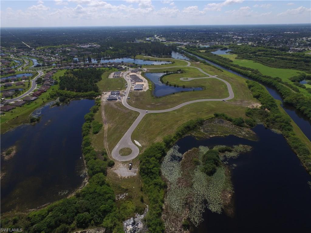 TOWN LAKES - Residential