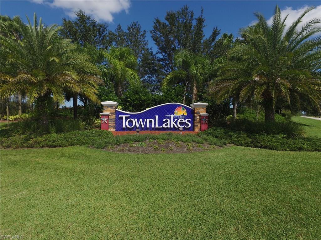 TOWN LAKES - Residential