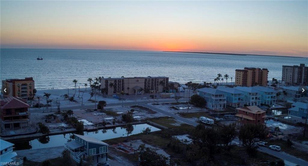 ISLAND SHORES - Land