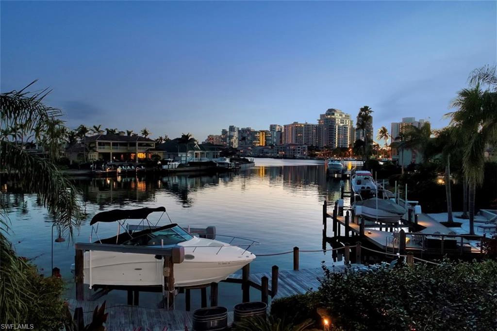 PARK SHORE - Residential