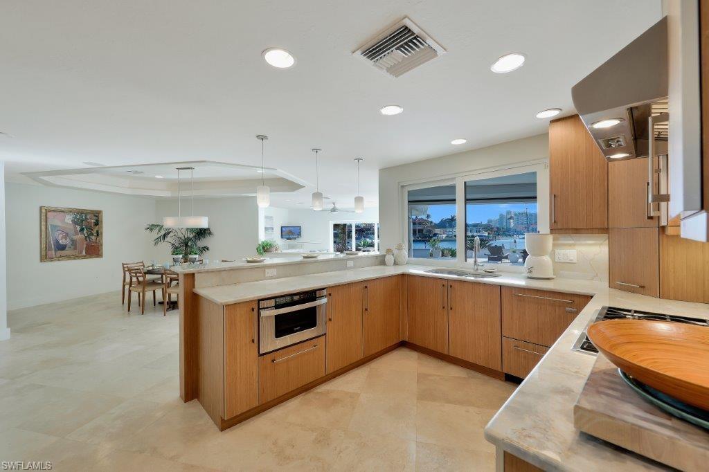 PARK SHORE - Residential