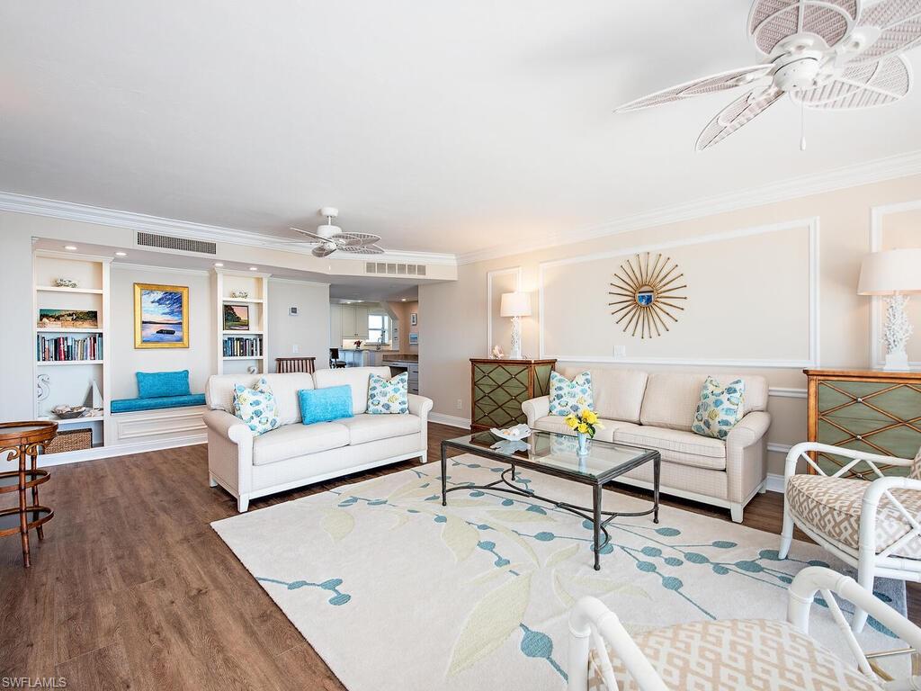 VANDERBILT SHORES - Residential