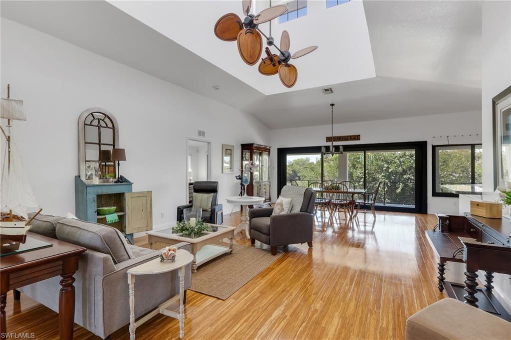 BONITA FARMS - Residential