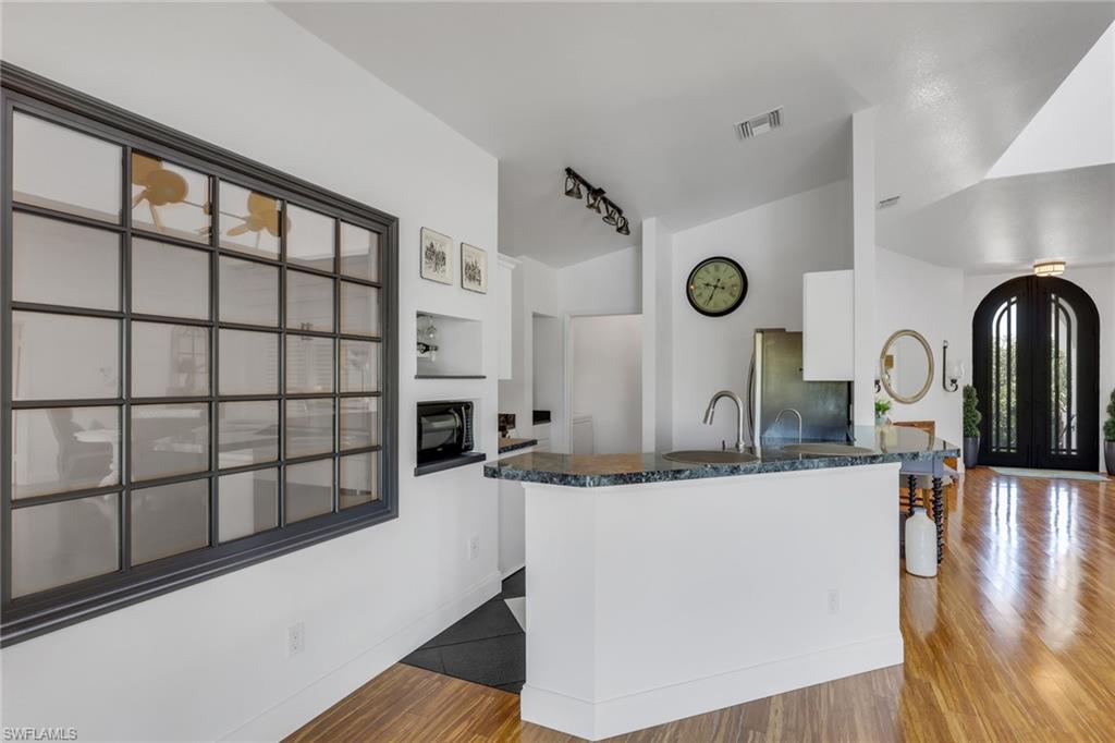 BONITA FARMS - Residential