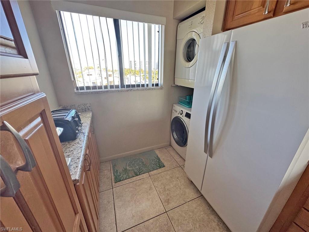 CARLOS POINTE - Residential