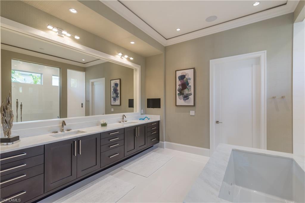 OLDE NAPLES - Residential