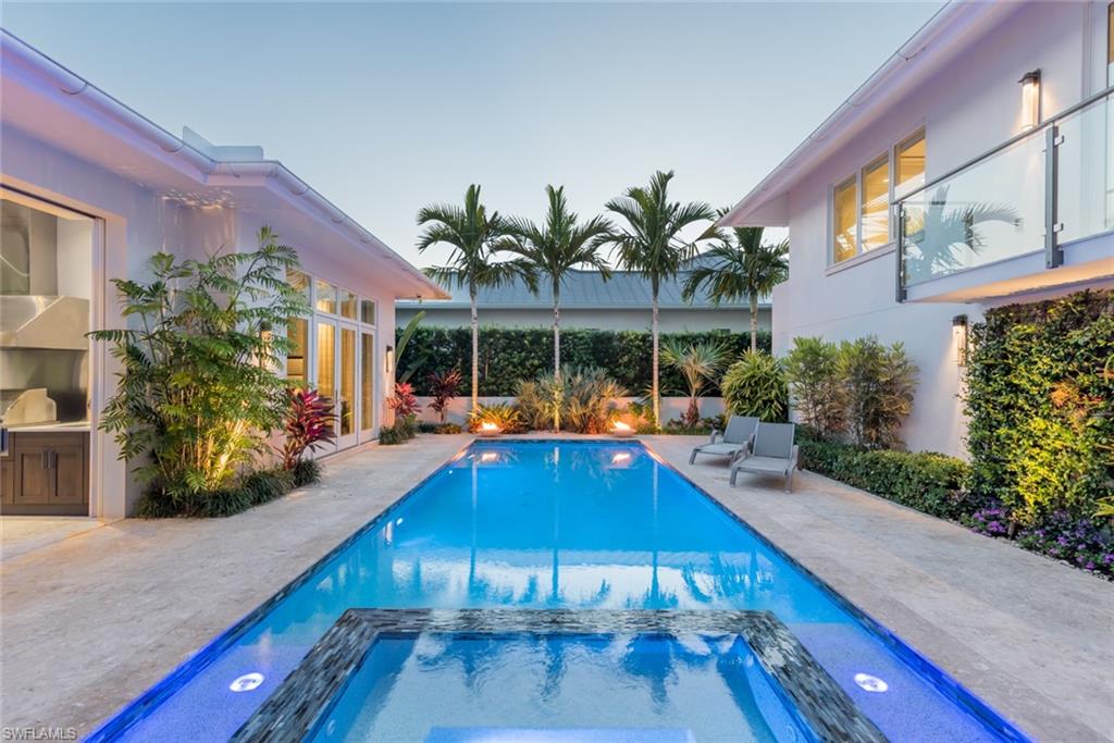 OLDE NAPLES - Residential