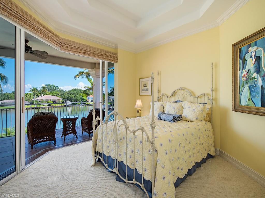 MOORINGS - Residential