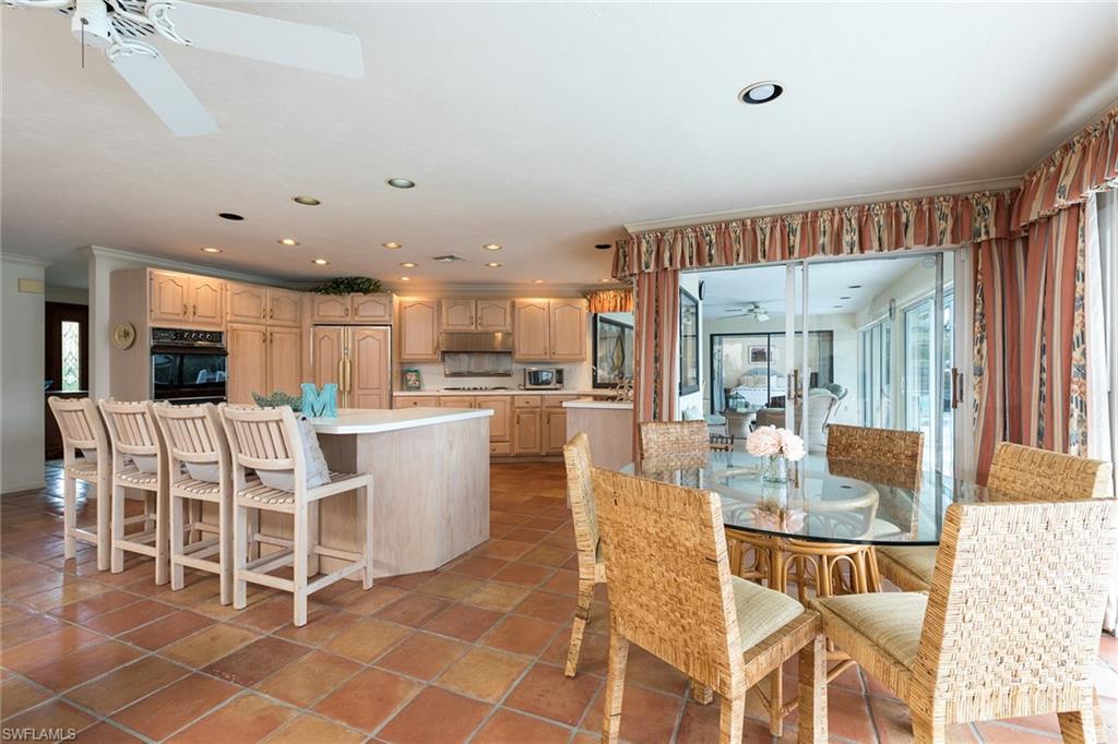 MOORINGS - Residential