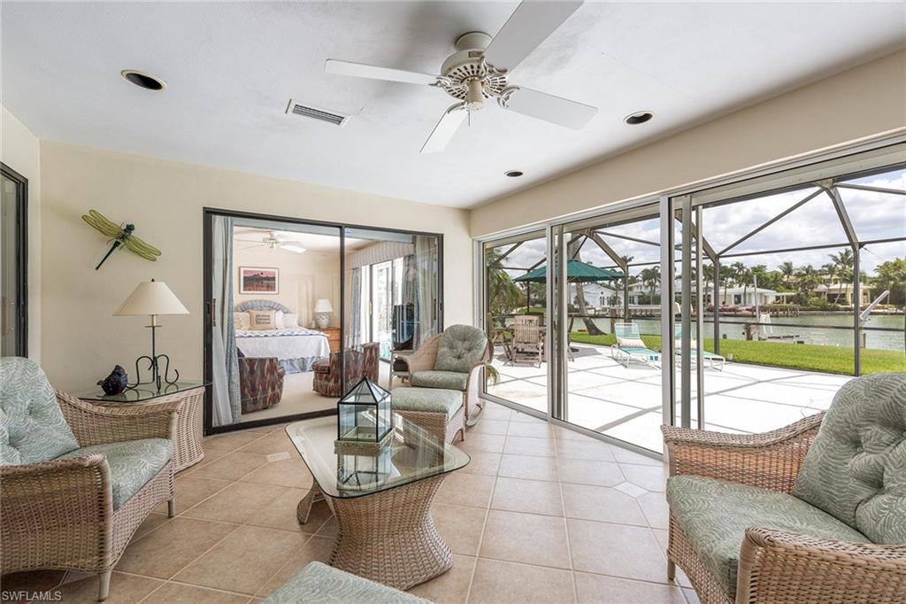 MOORINGS - Residential