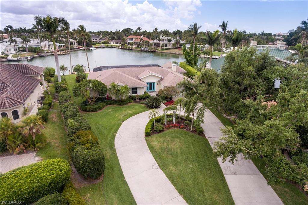 MOORINGS - Residential