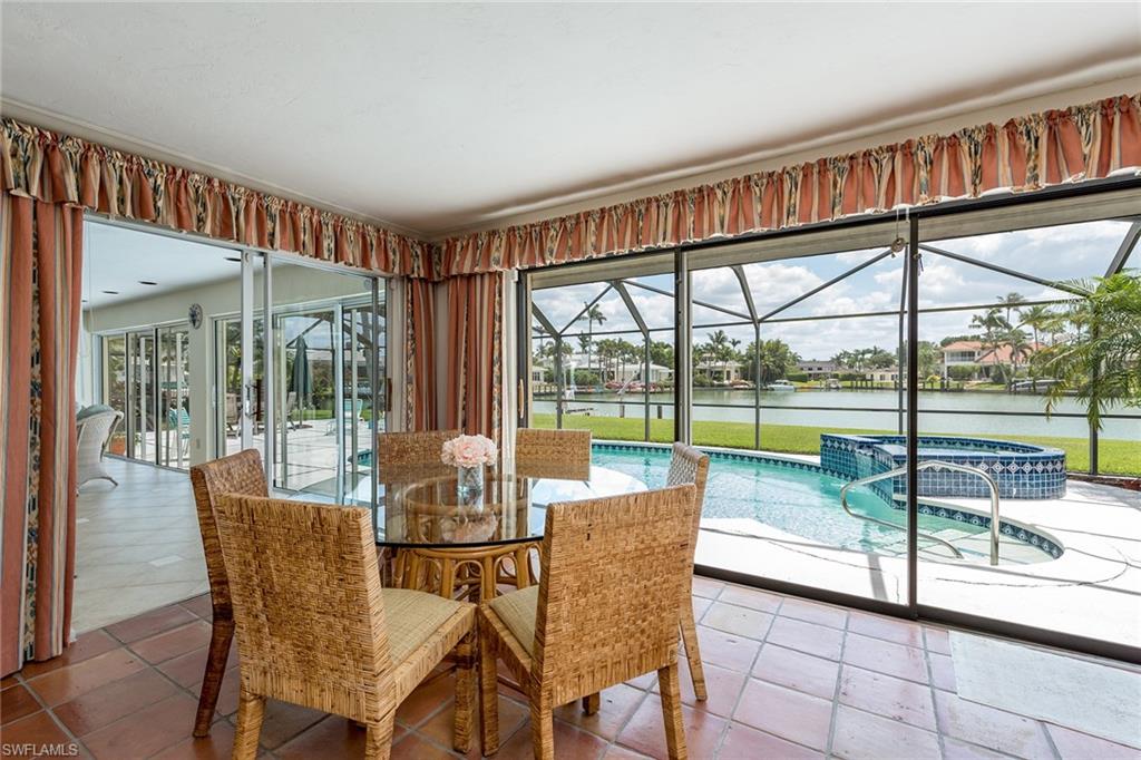 MOORINGS - Residential