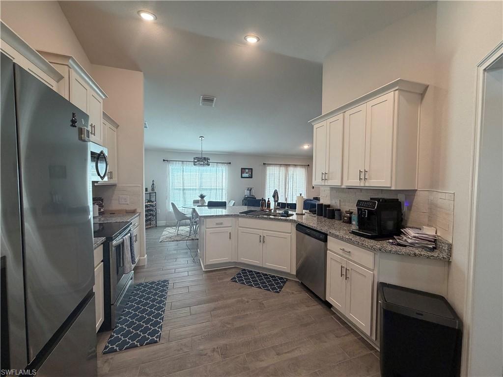 CAPE CORAL - Residential Lease