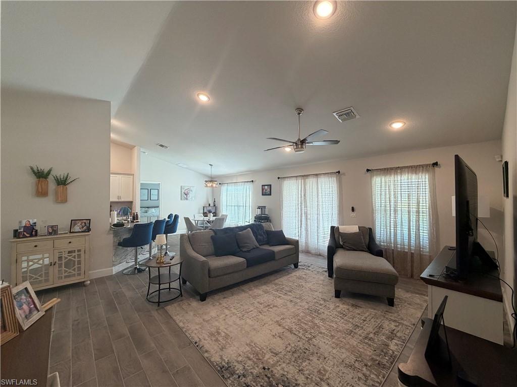 CAPE CORAL - Residential Lease