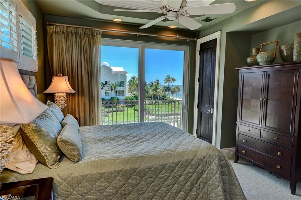 BAREFOOT BEACH - Residential