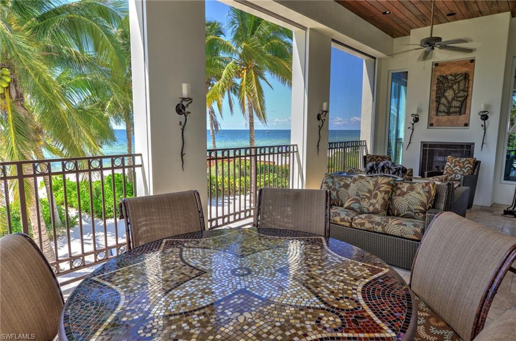 BAREFOOT BEACH - Residential