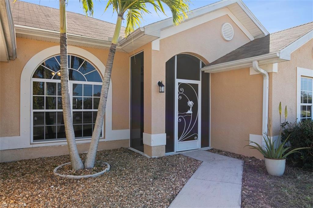 CAPE CORAL - Residential